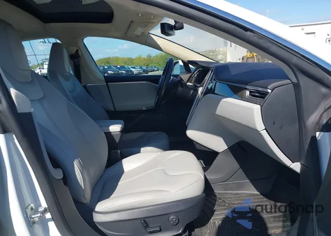 2014 Tesla Model S P85 из США, поврежденный, VIN 5YJSA1H18EFP39747